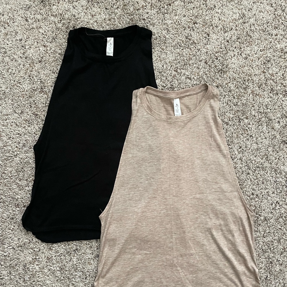 Women’s Workout Tanks- Set of 2